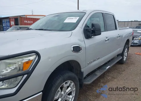 2016 Nissan Titan Xd Sv Diesel z USA, uszkodzony, nr VIN 1N6BA1F28GN508683